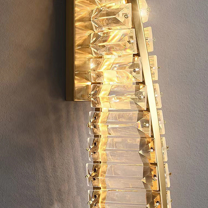 مصباح حائط LED كريستال من الفولاذ المقاوم للصدأ الملتوي الفاخر الحديث لغرفة المعيشة 