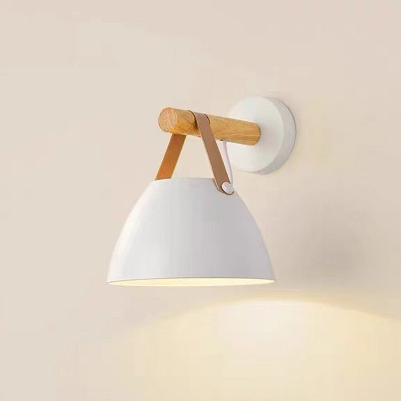 Lampe murale à 1 lumière en dôme minimaliste moderne en fer et bois de caoutchouc pour chambre 
