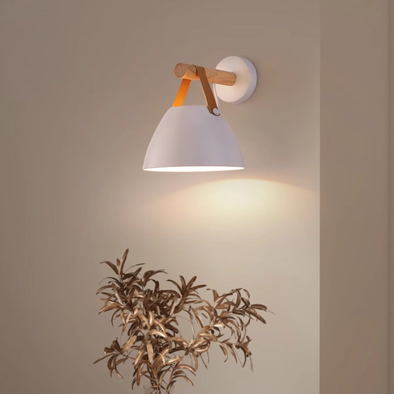 Lampe murale à 1 lumière en dôme minimaliste moderne en fer et bois de caoutchouc pour chambre 