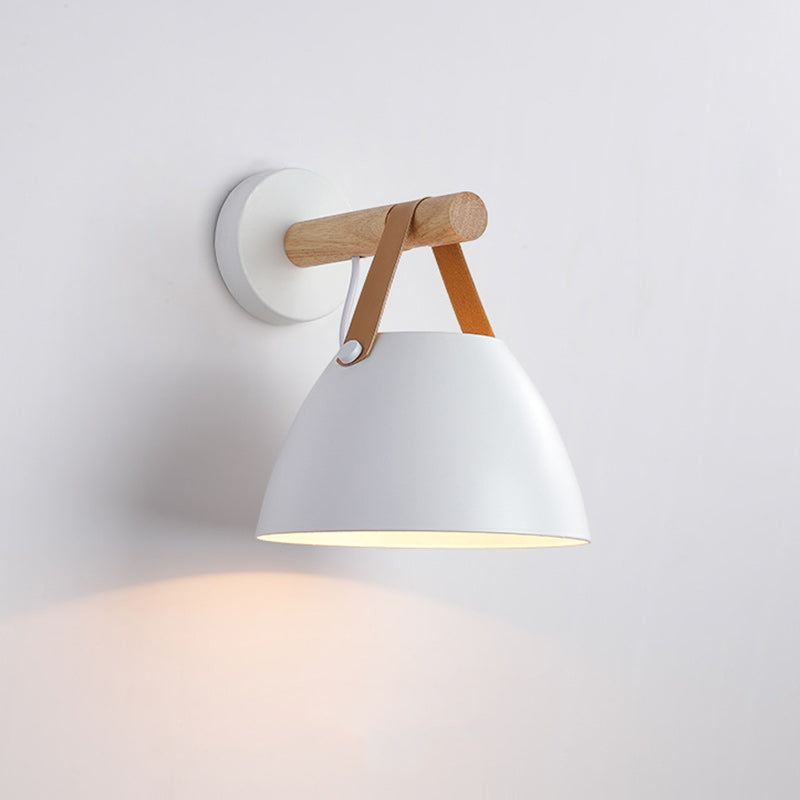 Lampe murale à 1 lumière en dôme minimaliste moderne en fer et bois de caoutchouc pour chambre 