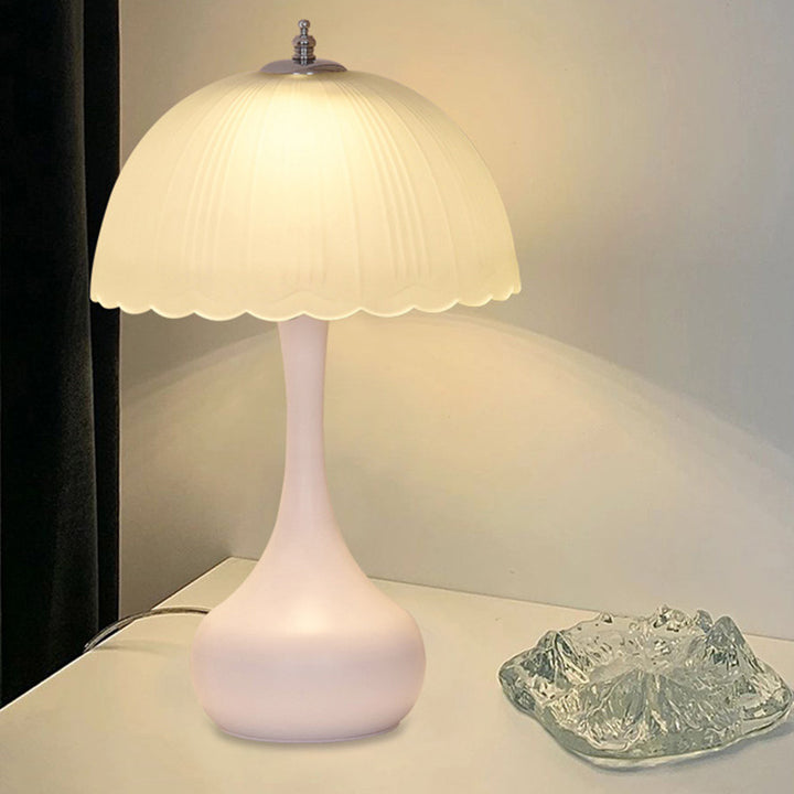 Lampe de Table à Dôme en Verre et Fer LED Traditionnelle pour Chambre 