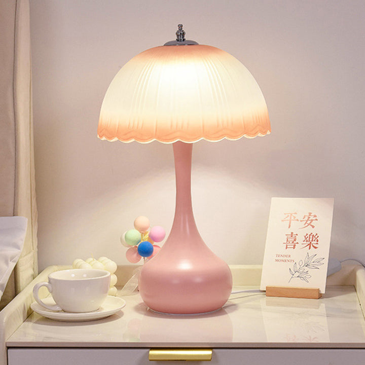 Lampe de Table à Dôme en Verre et Fer LED Traditionnelle pour Chambre 
