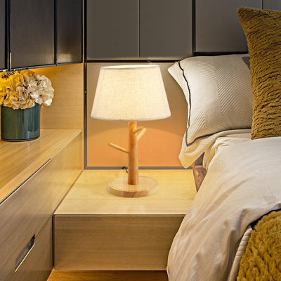 Moderne Einfachheit Kegelstumpf Massivholz Stoff 1-Licht Tischlampe für Schlafzimmer 