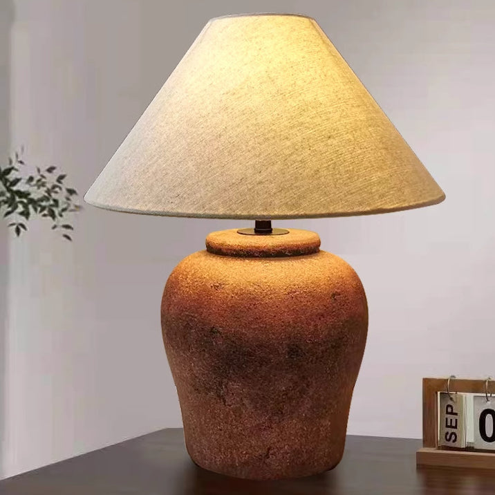 Traditionelle japanische Frustum-Kegel-Keramikstoff 1-Licht Tischlampe für das Schlafzimmer 