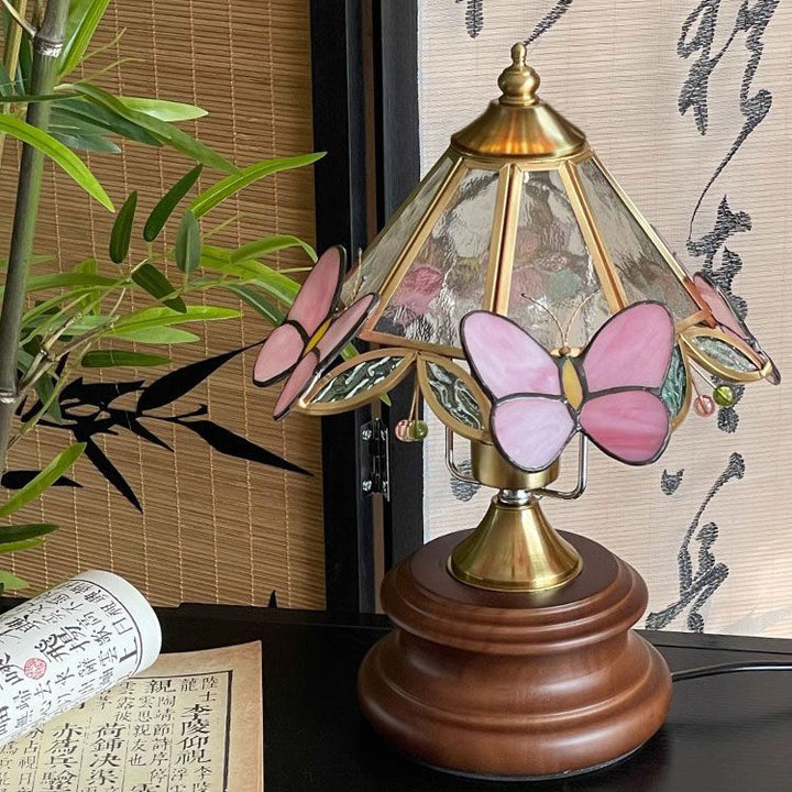 Lampe de table 1 lumière en verre conique vintage traditionnel avec papillon en métal et bois massif pour chambre 
