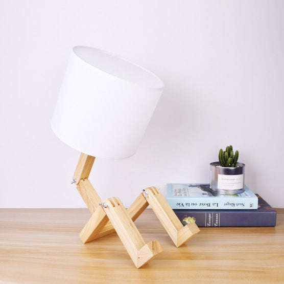 Zeitgenössische Kreative Humanoide Roboter Stoff Massivholz 1-Licht Tischlampe Für Schlafzimmer 