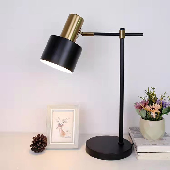 Lámpara de mesa de 1 luz de metal de hierro cilíndrico de simplicidad moderna para dormitorio 