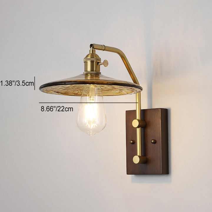 Zeitgenössische nordische fliegende Untertasse aus Gummibaumholz, Eisen und Glas 1-Licht-Wandleuchte für das Schlafzimmer 