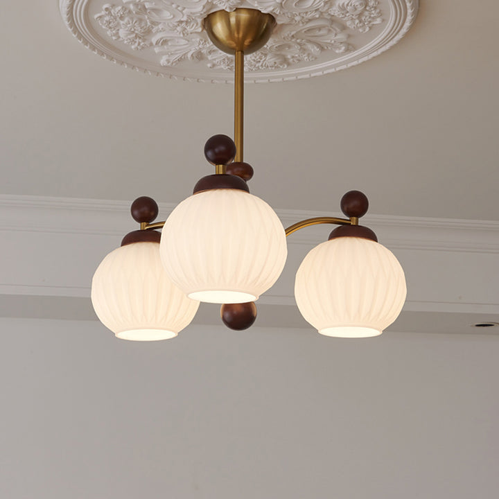 Lustre traditionnel français en fer, bois et verre avec 3/5 lumières pour salon 