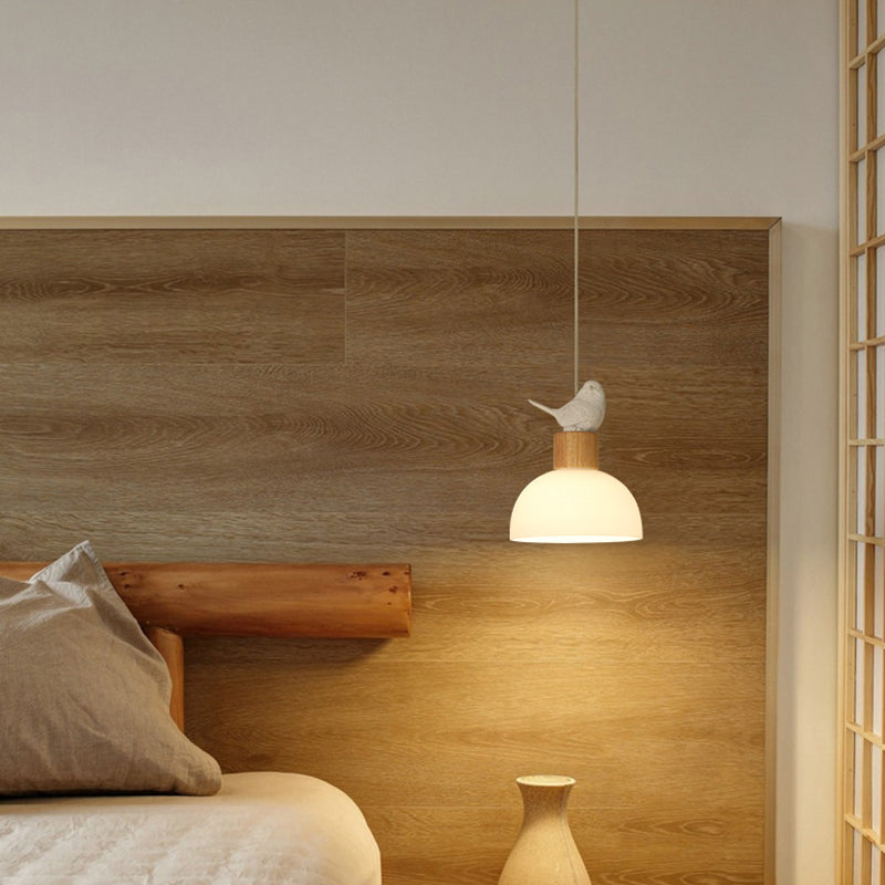 Zeitgenössische nordische Vogelkuppel aus massivem Holz Glas 1-Licht Pendelleuchte für das Schlafzimmer 