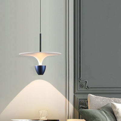 Suspension LED en aluminium en forme de soucoupe volante nordique contemporaine pour chambre 