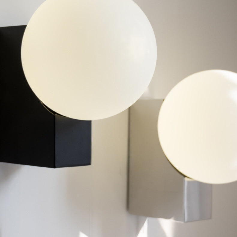 Moderne Einfachheit Rechteckige Eisen-Glas 1-Licht Wandleuchte für das Schlafzimmer 