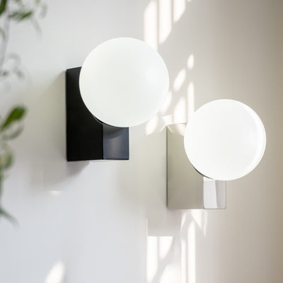 Moderne Einfachheit Rechteckige Eisen-Glas 1-Licht Wandleuchte für das Schlafzimmer 