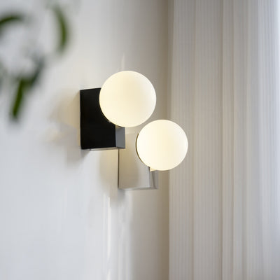 Moderne Einfachheit Rechteckige Eisen-Glas 1-Licht Wandleuchte für das Schlafzimmer 