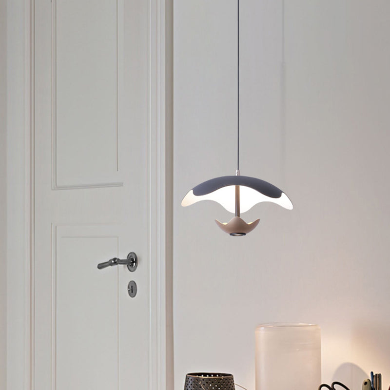 Zeitgenössische nordische Kuppel Aluminium Eisen Acryl LED Pendelleuchte für das Schlafzimmer 