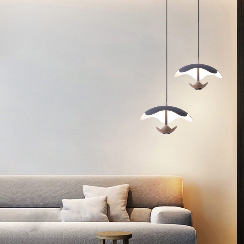 Zeitgenössische nordische Kuppel Aluminium Eisen Acryl LED Pendelleuchte für das Schlafzimmer 