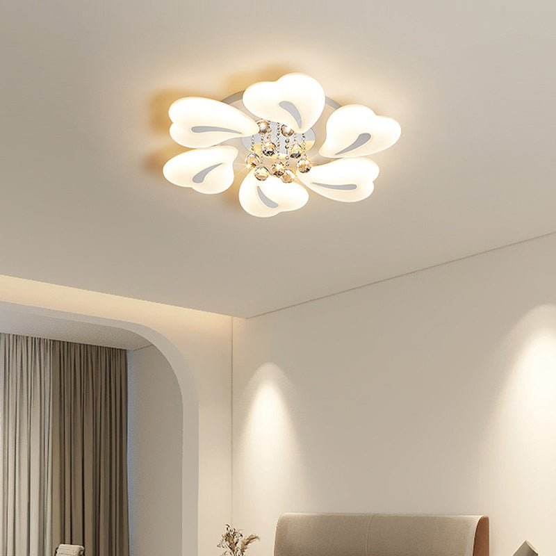 Plafonnier LED semi-encastré moderne en fer avec pétales de fleurs de luxe, cœur, boule en cristal acrylique pour salon 