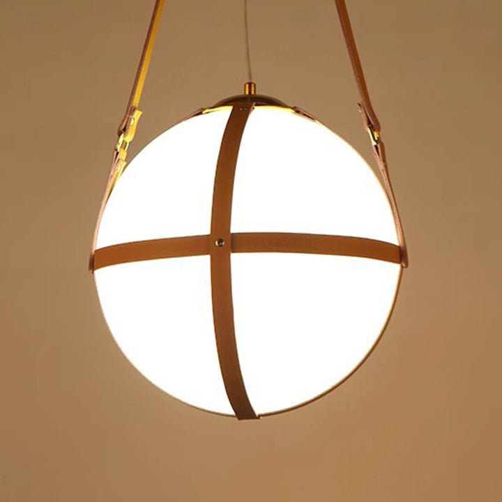 Lámpara colgante de 1 luz de hierro y cuero con globo minimalista moderno para dormitorio 