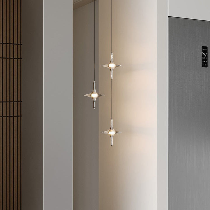 Moderne Einfachheit Kegel Metall Kristall LED Pendelleuchte für das Schlafzimmer 