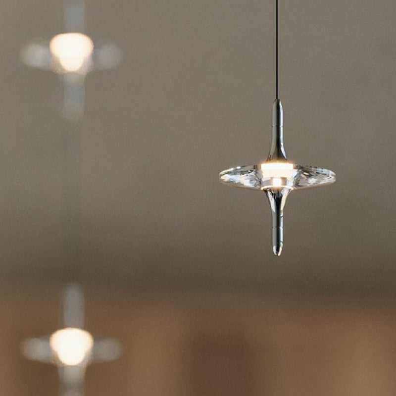 Moderne Einfachheit Kegel Metall Kristall LED Pendelleuchte für das Schlafzimmer 