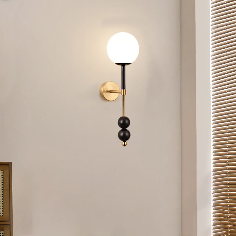 Traditionelle französische Globus Eisen Glas 1-Licht Wandleuchte für Schlafzimmer 