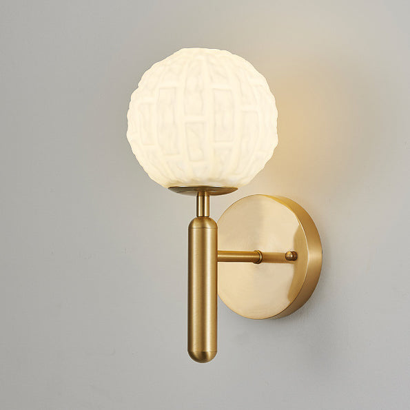 Applique murale en verre cuivre sphère nordique contemporaine 1 lumière pour chambre à coucher 