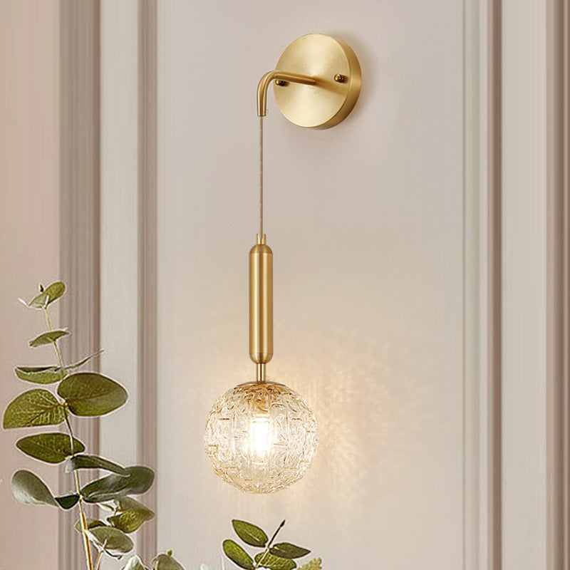 Applique murale en verre cuivre sphère nordique contemporaine 1 lumière pour chambre à coucher 