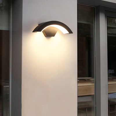Lámpara de Aplique de Pared LED Impermeable de Aluminio Curvado y Plástico de Simplicidad Moderna para Patio Exterior 