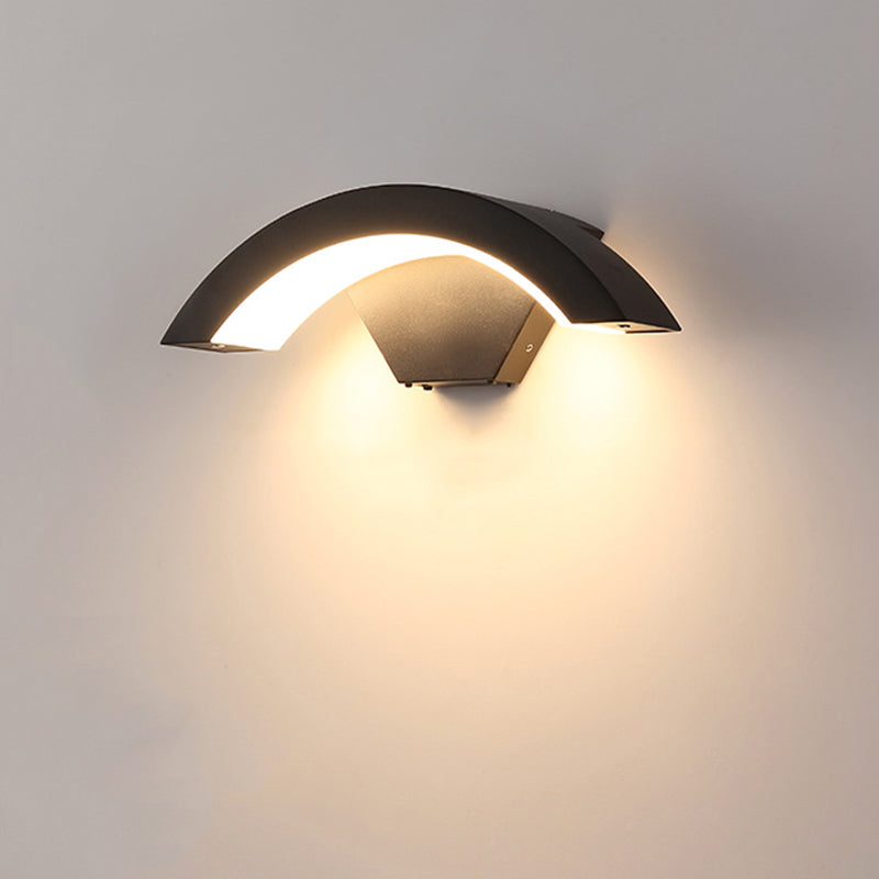 Lámpara de Aplique de Pared LED Impermeable de Aluminio Curvado y Plástico de Simplicidad Moderna para Patio Exterior 