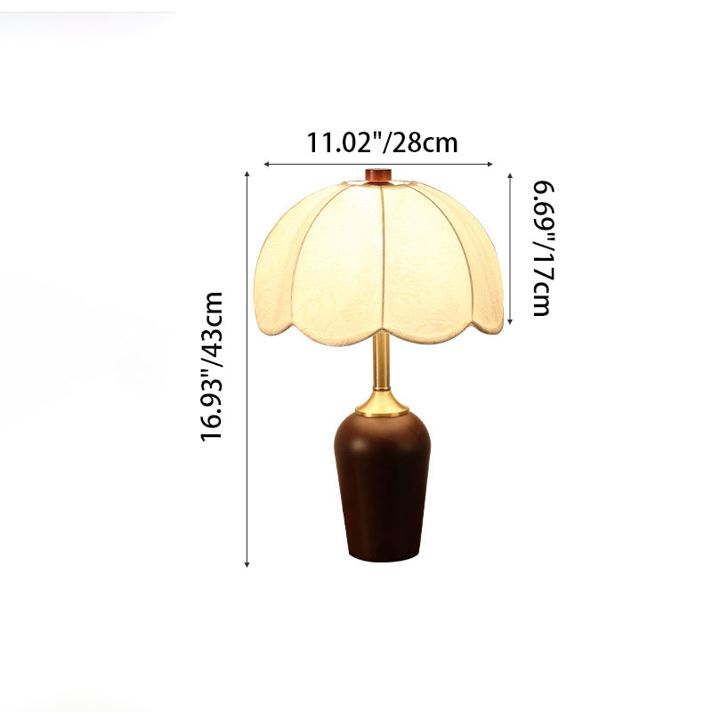 Traditionelle französische Kuppel aus Gummibaumholz und Kupferstoff 1-Licht Tischlampe für das Schlafzimmer 