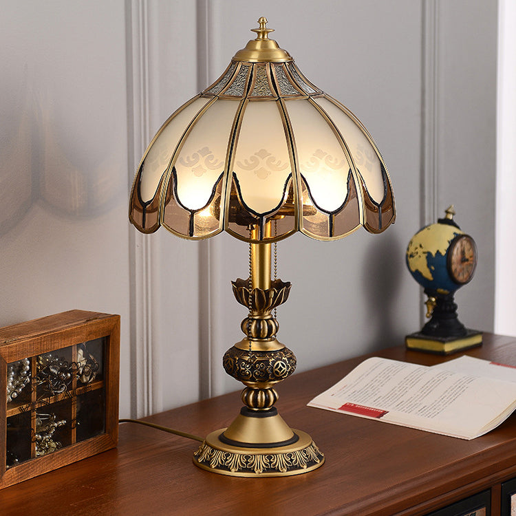 Moderne Luxuskuppel Kupferglas 2-Licht Tischlampe für das Schlafzimmer 