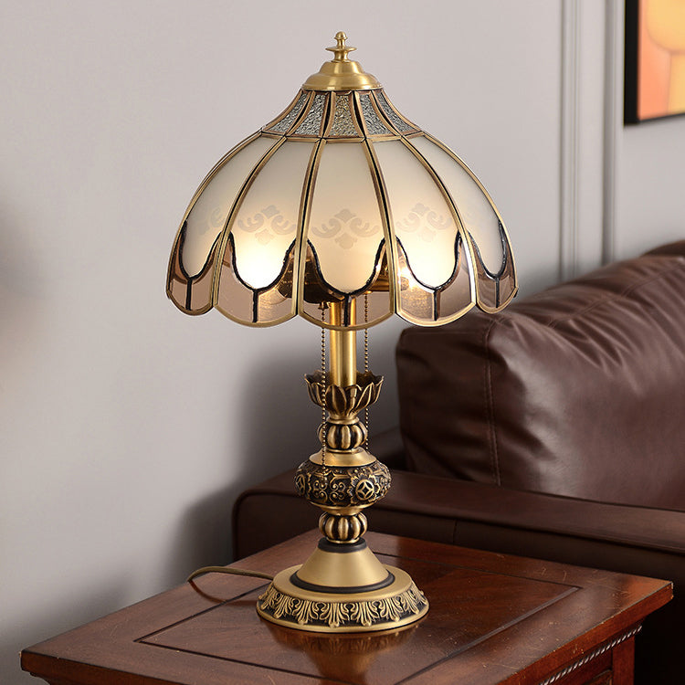 Moderne Luxuskuppel Kupferglas 2-Licht Tischlampe für das Schlafzimmer 
