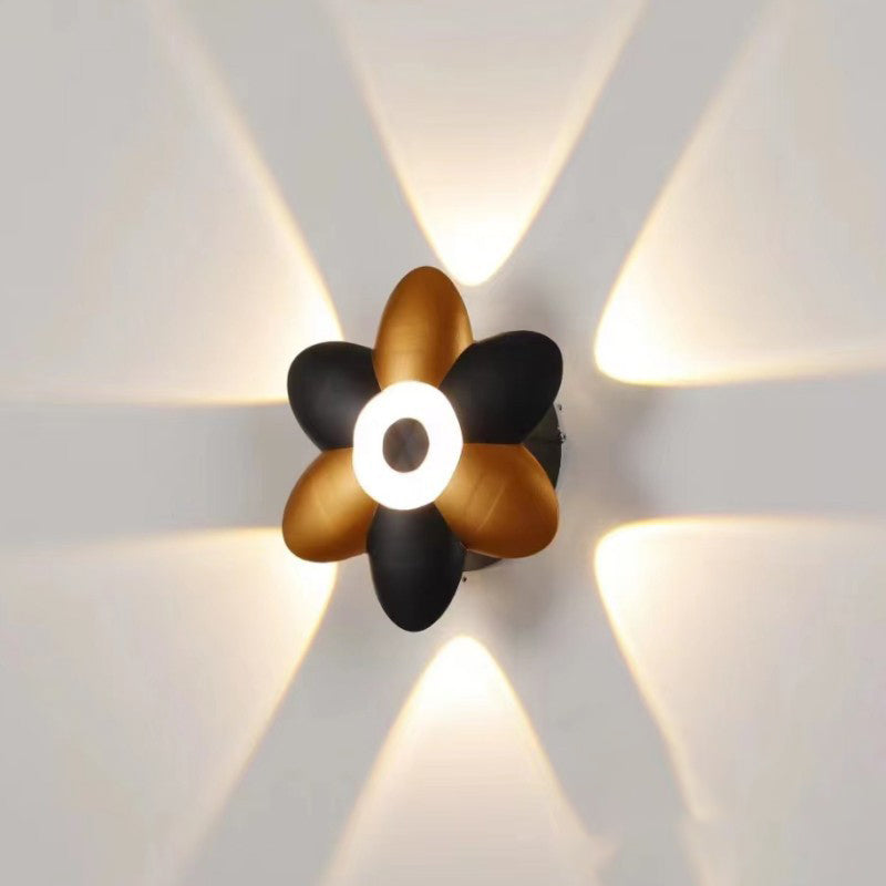 Applique murale LED en aluminium de design contemporain en forme de fleur pour patio extérieur 