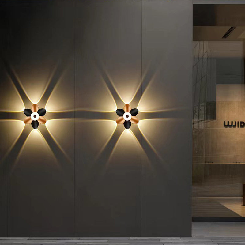 Applique murale LED en aluminium de design contemporain en forme de fleur pour patio extérieur 