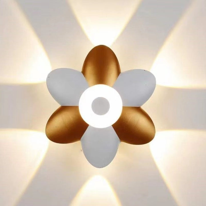 Applique murale LED en aluminium de design contemporain en forme de fleur pour patio extérieur 