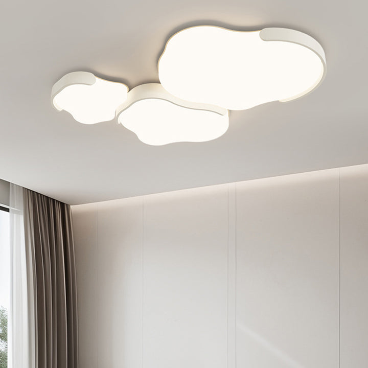 Minimalistische LED-Deckenleuchte in Wolkenform – 3-teiliges Design aus Acryl und Eisen für das Schlafzimmer 