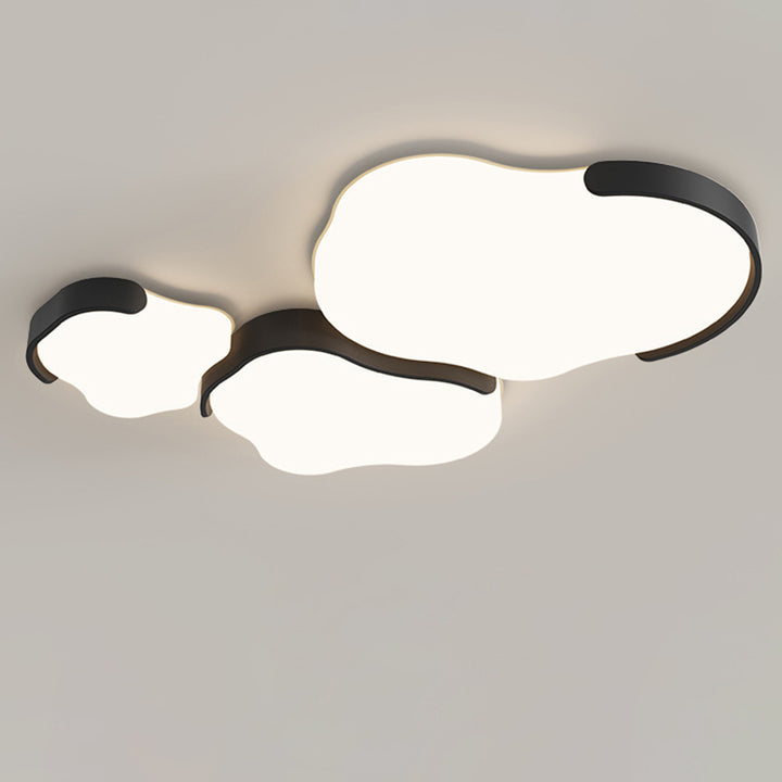 Minimalistische LED-Deckenleuchte in Wolkenform – 3-teiliges Design aus Acryl und Eisen für das Schlafzimmer 