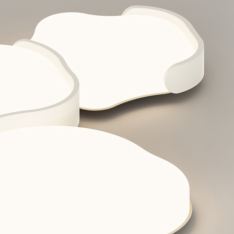 Minimalistische LED-Deckenleuchte in Wolkenform – 3-teiliges Design aus Acryl und Eisen für das Schlafzimmer 