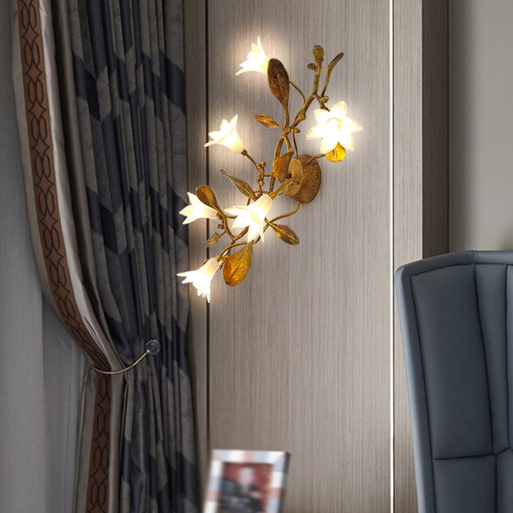 Applique murale fleurie créative contemporaine – Lampe en cuivre et cristal à 6 lumières pour salon 