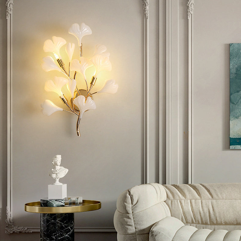 Moderne Art-Deco-Wandleuchte – 2/3-Licht Keramik Ginkgo Biloba Lampe für das Schlafzimmer 
