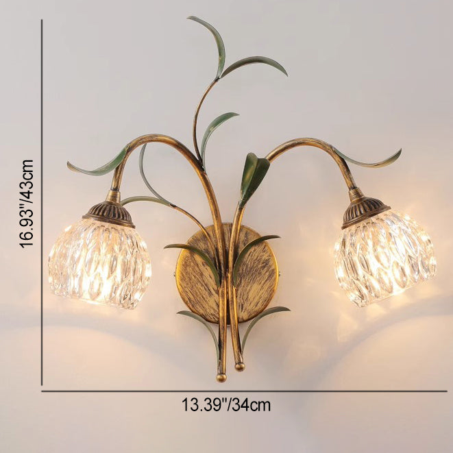 Traditionelle französische Blumen-Wandleuchte – 1/2-Licht Eisen- &amp; Glaslampe für das Wohnzimmer 