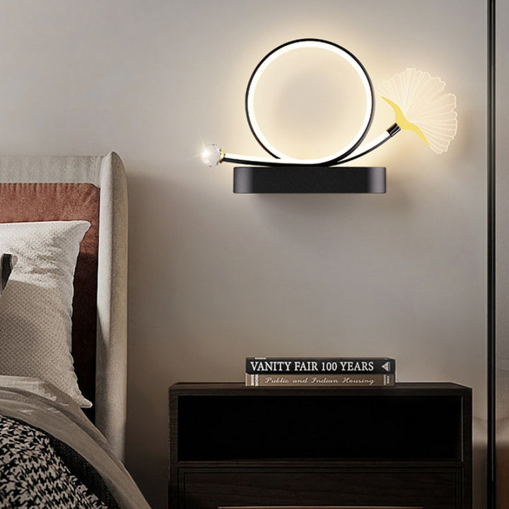 Applique murale créative contemporaine – Lampe LED Ginkgo Biloba en cercle en fer et acrylique pour chambre à coucher 