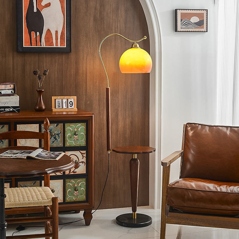 Lampe de sol traditionnelle française en métal, bois massif et verre à 1 lumière pour salon 