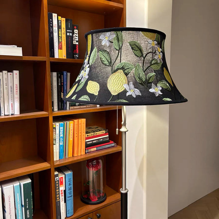 Traditionelle chinesische Kegelstumpf-Lampe aus massivem Holz mit einem Licht für das Wohnzimmer 