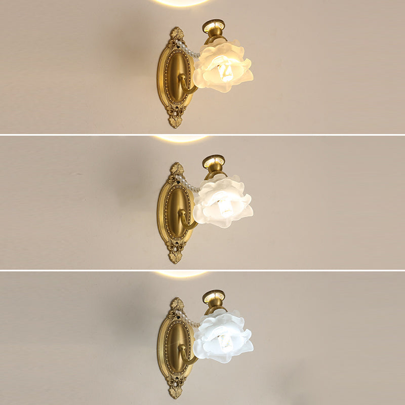 Traditional Vintage Flower Pearl Brass Glass 1-Light Wall Sconce Lamp For Bedroom