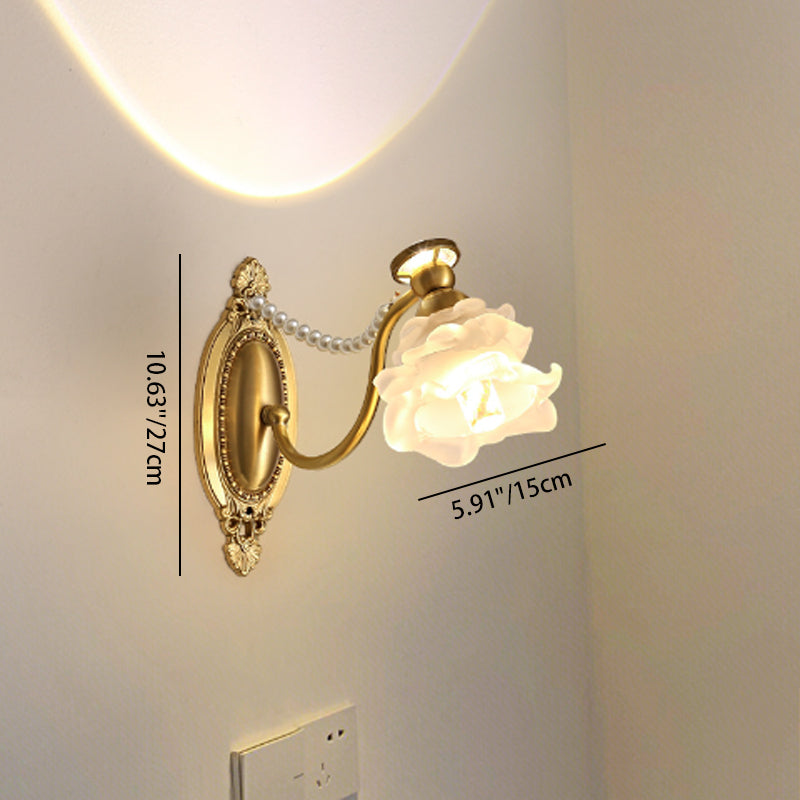 Traditional Vintage Flower Pearl Brass Glass 1-Light Wall Sconce Lamp For Bedroom
