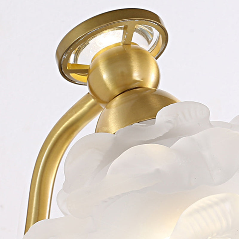 Traditional Vintage Flower Pearl Brass Glass 1-Light Wall Sconce Lamp For Bedroom