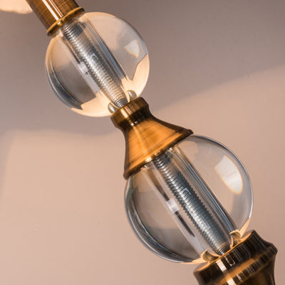 Lámpara de mesa de 1 luz con cono de tronco de pirámide tradicional europeo de hierro y cristal para dormitorio 