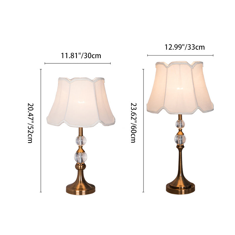 Traditionelle europäische Frustum-Kegel-Eisen-Kristall-Stoff 1-Licht Tischlampe für das Schlafzimmer 