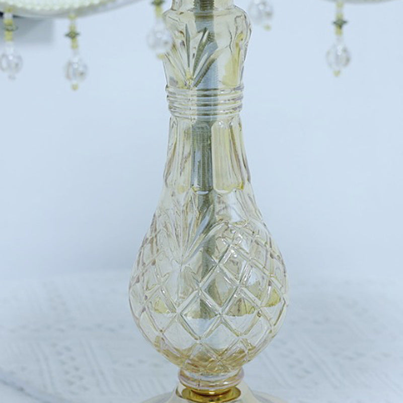 Lampe de table à 1 lumière en verre métallique en tissu cône tronqué européen traditionnel pour chambre 